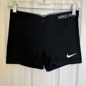GOING TO GOODWILL 12/4 - BUY NOW! Nike Pro women’s running/weightlifting shorts